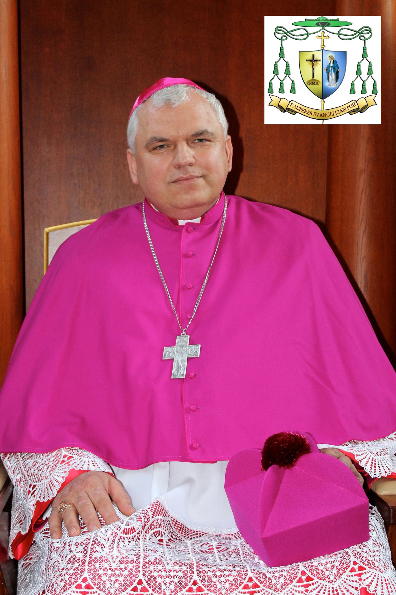 nasz-polski-biskup-na-krymie-plus-dzienniklodzki-pl