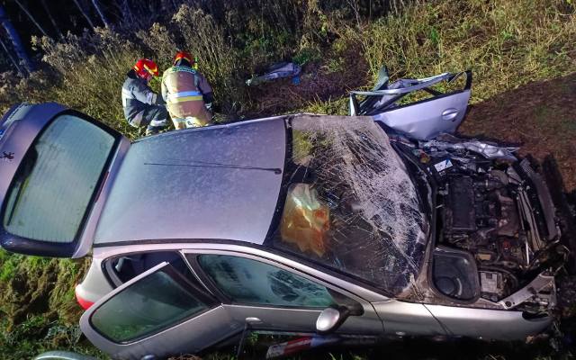 Poważny wypadek na Drodze Krajowej nr 73 pomiędzy Tarnowem i Dąbrową Tarnowską. W Lisiej Górze zderzyły się dwa samochody. Są ranni!