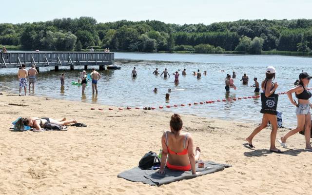 Najlepsze kąpieliska miejskie w Polsce: 7 genialnych miejsc na wakacje nad wodą. Poczujesz się tam jak na Mazurach!