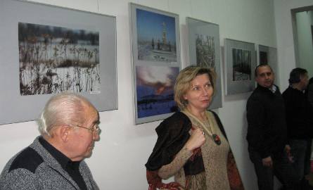 Swa prace pokazują Henryk Chojnacki i Ewa Kutyła.