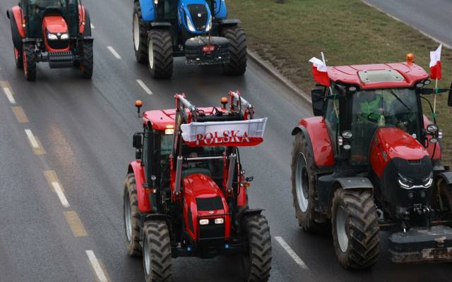 Protesty rolników w Małopolsce. Około 2,5 tysiąca pojazdów wyjedzie na ulice Krakowa. Policja zapowiada wielkie utrudnienia