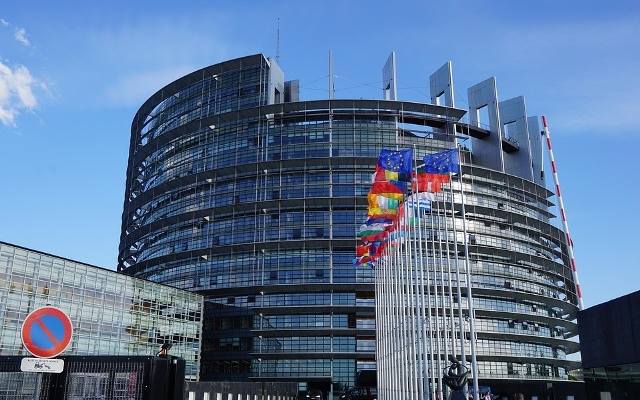ACTA 2 przegłosowane! Dyrektywa o prawach autorskich przyjęta przez Parlament Europejski. Wyniki głosowania Acta 2. Kto jak głosował?