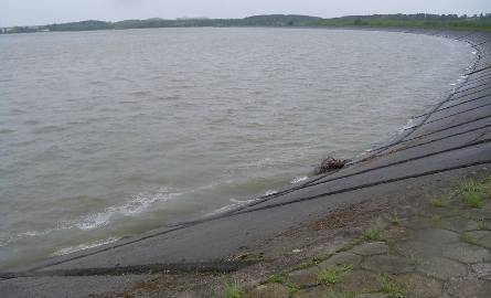 Sytuacja na jeziorze w Nysie i rzece stabilna