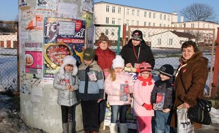 Na ulicach Iłży kwestowały też przedszkolaki pod opieką Małgorzaty Jemiołek.