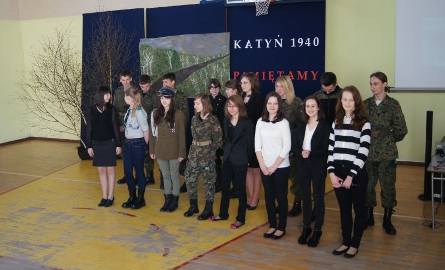 Lipscy uczniowie pamiętali o Katyniu. Uroczystości w rocznicę zbrodni (zdjęcia)