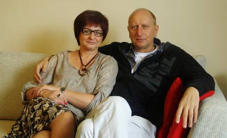 Na zdjęciu z żoną Beatą, która w młodości również grała w koszykówkę w stalowowolskim klubie.