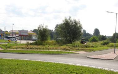 Rejon „ronda donoskiego” przy stacji paliw w Kazimierzy Wielkiej - to tutaj  ma kończyć swój bieg nowa obwodnica. Długość trasy: 4,5 kilometra, wartość