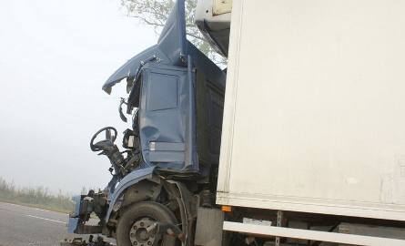 Górki Sypniewo: Wypadek. Litewski tir uderzył w ciężarówkę (zdjęcia)