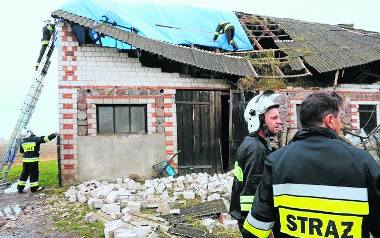 W gminie Grabica w Piotrkowie Trybunalskim wichura zerwała 15 dachów z budynków mieszkalnych i gospodarczych.