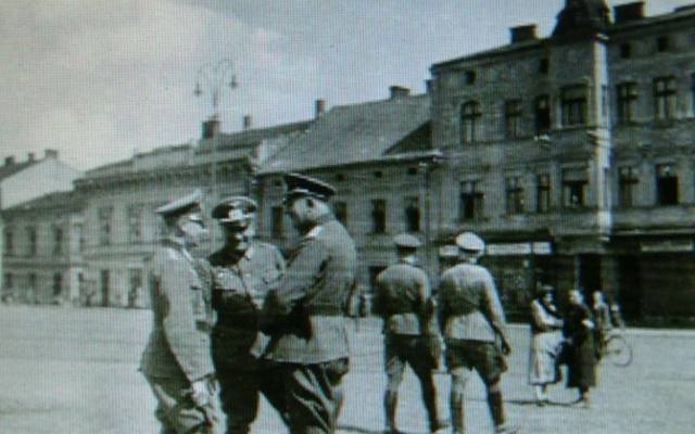 Oświęcim. II wojna światowa i ponad pięć lat mrocznej niemieckiej okupacji odcisnęły na mieście ogromne piętno. Zobacz zdjęcia archiwalne