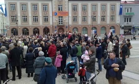 Tłumy przyszły na Rynek Kościuszki, by poświęcić pokarmy (zdjęcia)