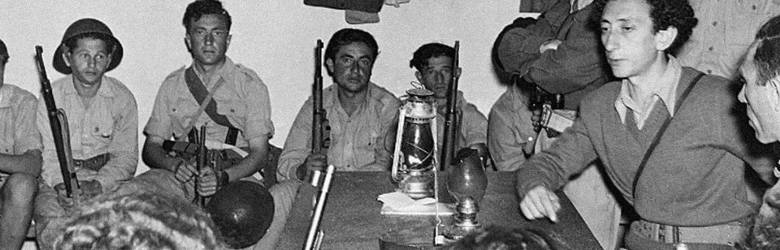 Aba Kowner w roli oficera politycznego Hagany. Przemawia do żołnierzy w kibucu Yad Mordechai (1948 r.)