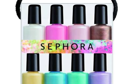 Supermodny wiosenny look to pastelowy manicure. Do wyboru mnóstwo trwałych lakierów marki Sephora .