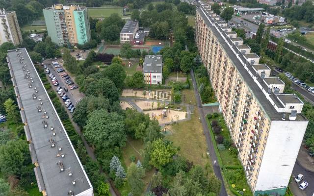 Czy Krowodrza Górka pomieści kolejne bloki? Mieszkańcy tej części Krakowa obawiają się o place zabaw i tereny zielone. Miasto wyjaśnia