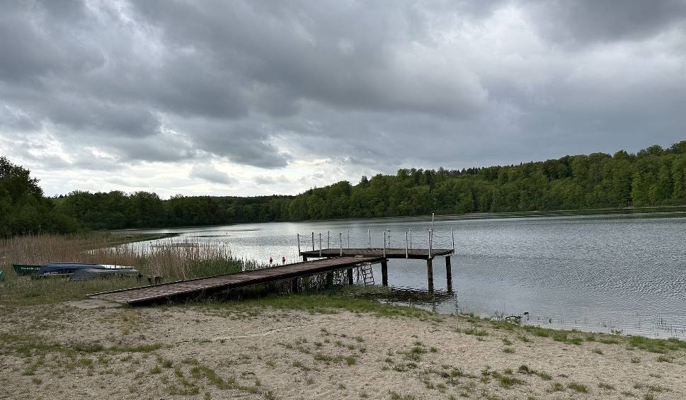 Film do artykułu: Znikające jezioro w Otominie. Bój toczy się o jeden strumyk. Toczą się dyskusje, ale ich finału nie widać