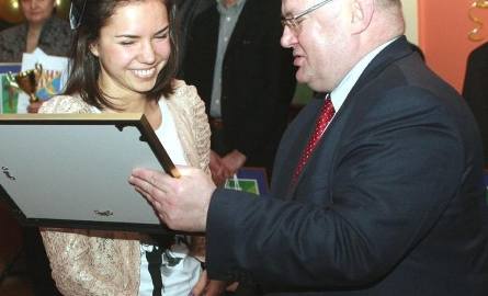 W 2011 roku Jóźwik została laureatką plebiscytu sportowego Echa Dnia, odbierając gratulacje od prezydenta Stalowej Woli, Andrzeja Szlęzaka.