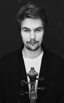Antoni Majewski - wiolonczelista, bydgoszczanin, student Uniwersytetu Muzycznego Fryderyka Chopina w Warszawie