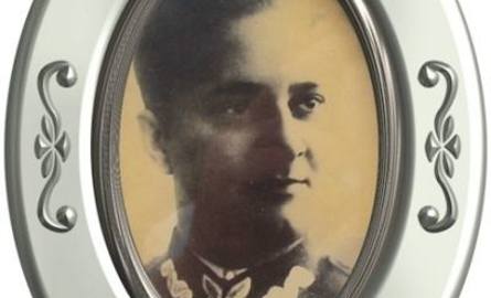 Kapitan pilot Tadeusza Sędzielowski zginął 7 września 1939 roku po walce z niemieckimi samolotami. Jego ciało spoczęło na cmentarzu w Łagowie w gminie