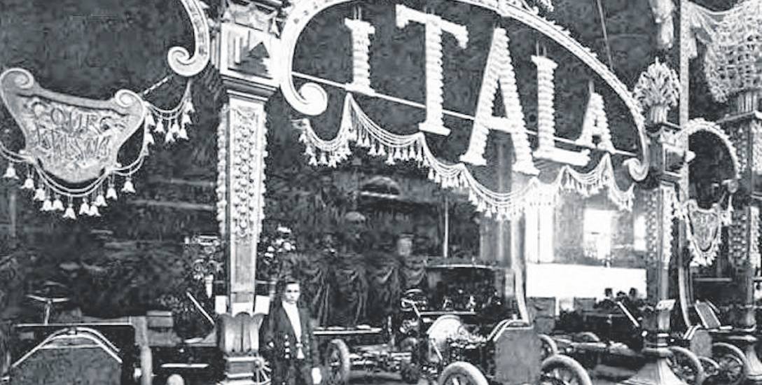 Stoisko marki Itala w Salonie Samochodowym w Paryżu jesienią 1907 roku