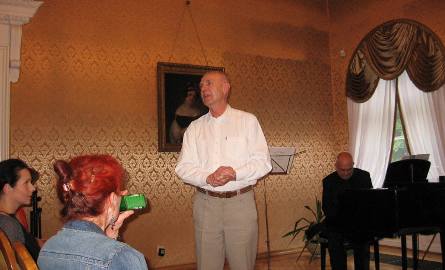 Dyrektor Jan Gagacki zaprosił wszystkich na wystawę o Józefie Brandcie.