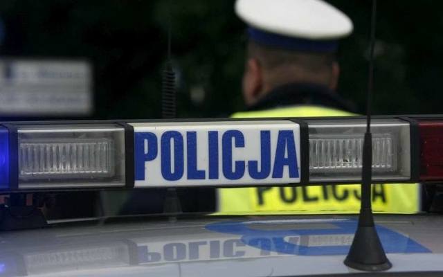 Poznań: Wypadek na ul. Głogowskiej. Jeden z kierowców był pijany i uciekł z miejsca zdarzenia