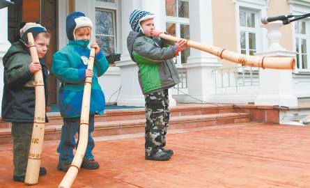 Rokrocznie w Ciechanowcu odbywa się Ogólnopolski Konkurs Gry na Instrumentach Pasterskich. Do małego miasteczka przyjeżdżają goście z całego świata.