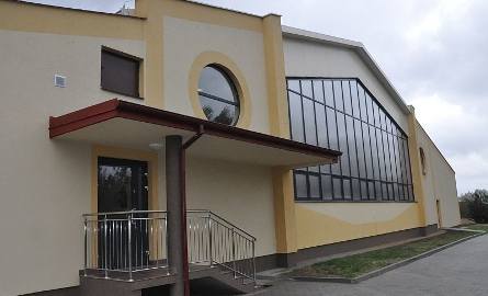 Nowa sala gimnastyczna przy Szkole Podstawowej w Gowarczowie uroczyście otwarta