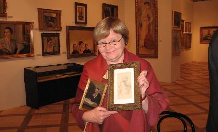 Obecnie pan Kossoy przekazał Muzeum dwie prace:  rysunek Jacka Malczewskiego i portret nieznanego autora przedstawiający czytającego Żyda – pokazywała