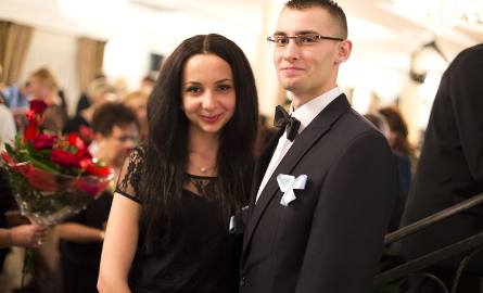 Katarzyna Grabowska i Adrian Cichocki razem bawili się na studniówce Zespołu Szkół Technicznych w Radomiu.