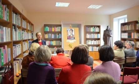Zebrani wysłuchali wykładu Zofii Garganisz