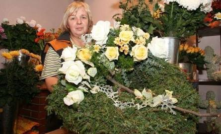 Wanda Pawliszak ze Skarżyska-Kamiennej otworzyła kwiaciarnię w Kielcach kiedy odchowała dzieci. Pracuje bardzo dużo, ale nie żałuje decyzji.