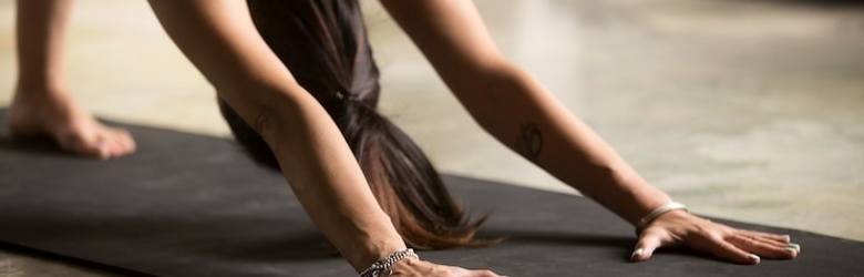 Joga - jakie przynosi korzyści dla ciała? Wyjaśniamy, jak zacząć przygodę z jogą