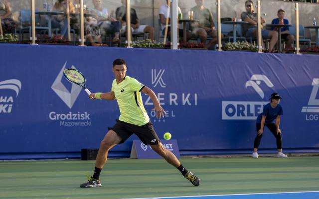 Tenis. ATP Challenger Kozerki Open. Kamil Majchrzak gładko przegrał w pierwszej rundzie