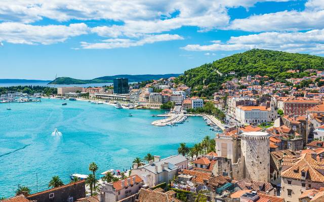 Szukasz krystalicznie czystej wody podczas urlopu? Chorwacja ma najczystsze morze w Europie