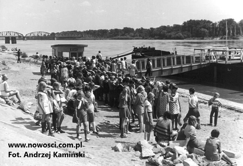 Tak się kiedyś bawiliście w Toruniu i okolicach. Może się rozpoznacie? Wiele archiwalnych zdjęć od lat 50. do lat 90.