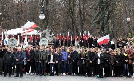 Uroczystości rozpoczęły się na placu przed Urzędem Miejskim w Radomiu. Marsz Wolności w Radomiu