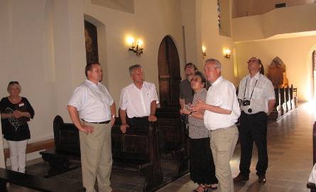 Radni obejrzeli postęp prac remontowych w kościele świętego Wacława