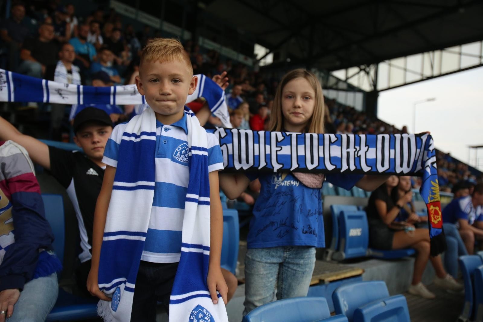 Ruch Chorzów - Grunwald 10:2 ZDJĘCIA KIBICÓW Niebiescy ...