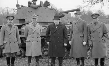Pierwsi alianci Winston Churchill, Władysław Sikorski oraz Charles de Gaulle.