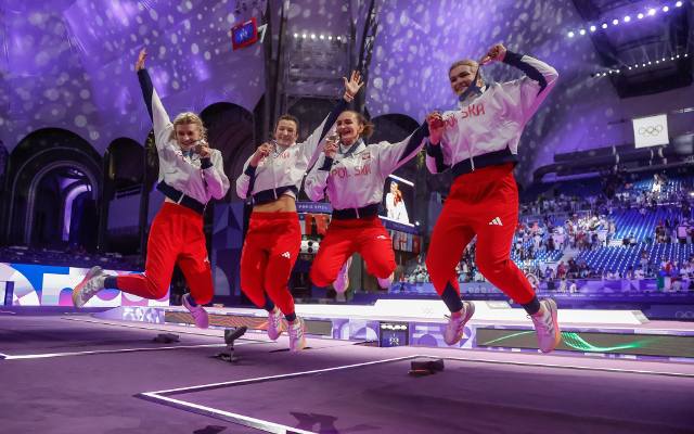 Polki z brązowym medalem igrzysk olimpijskich w szpadzie kobiet. Olimpijskie podium w Paryżu po szesnastu latach oczekiwania GALERIA
