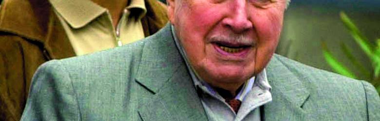 Paul Schäfer, założyciel Colonia Dignidad, działał nieskrępowanie w Chile od 1961 r. aż do 1996 r. Aresztowano go dopiero w roku 2005. Został skazany
