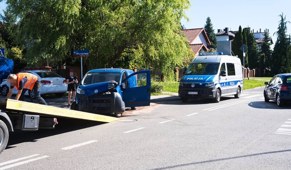 Film do artykułu: Chevrolet zderzył się z fiatem w Rzeszowie. 20-letni kierowca trafił do szpitala [ZDJĘCIA, WIDEO]