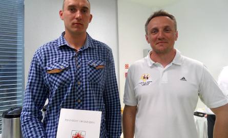 Mateusz Wilangowski (z lewej) - wioślarz KW Wisła Grudziądz ze swoim trenerem klubowym Krzysztofem Zielińskim