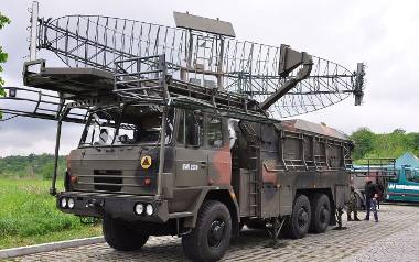 Sandomierski 3 Batalion Radiotechniczny pokazał taki mobilny radar. Sprzętu wojskowego było na nadwiślańskim bulwarze więcej.