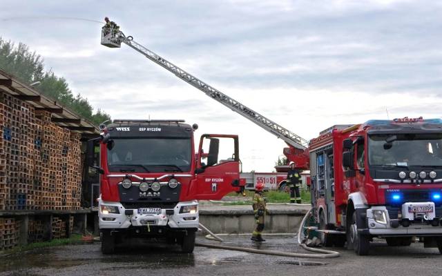 Ponad stu strażaków ćwiczyło w Spytkowicach. Reprezentowali kilka powiatów zachodniej Małopolski