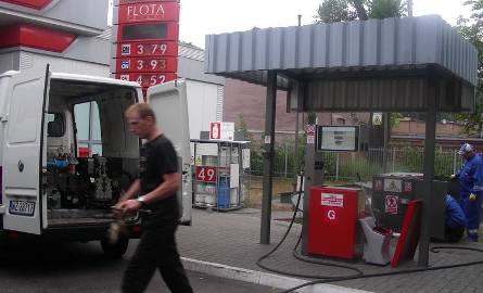 W Szprotawie na stacji benzynowej rozszczelnił się zbiornik na gaz