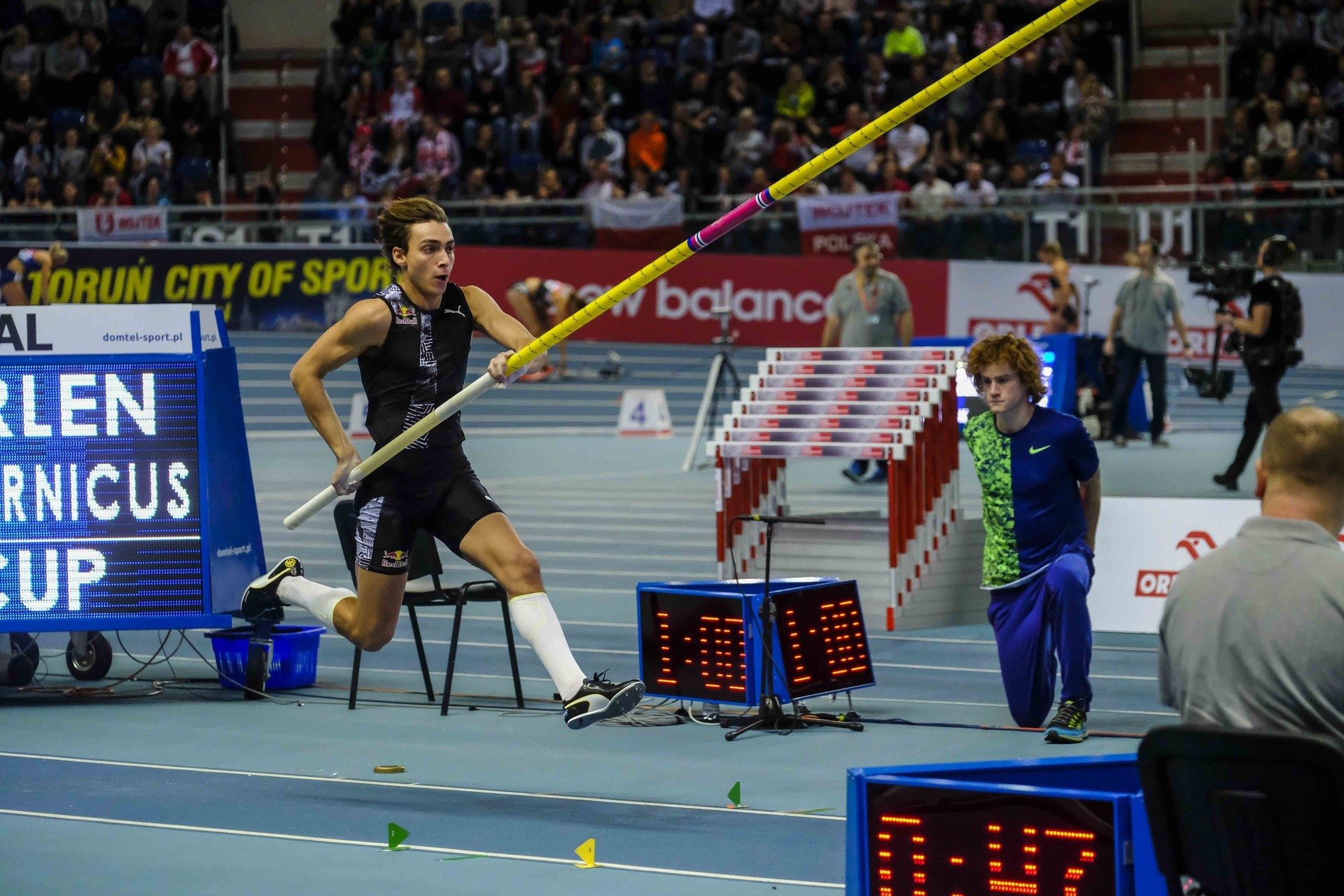 Rekord Swiata Na Orlen Copernicus Cup Armand Mondo Duplantis Skoczyl 6 17 Zdjecia Sportowy24 Pl