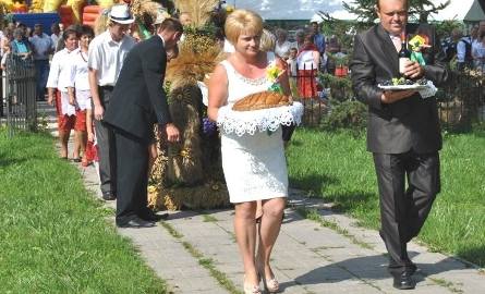 Honory starostów Dożynek Gminnych pełnili Wioletta Leks i Andrzej Krypciak.