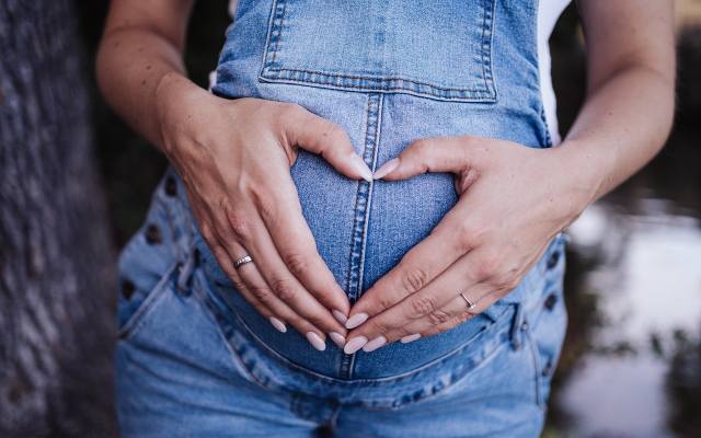 Małopolska. Z bezpłatnych badań prenatalnych może skorzystać każda przyszła mama, bez względu na swój wiek!