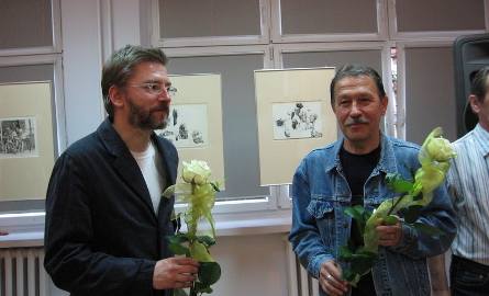 Profesor Dariusz Vasina z krakowskiej Akademii Sztuk Pieknych (z lewej)   był przez jedenaście lat asystentem profesora Gaja. Z prawej profesor Stanisław